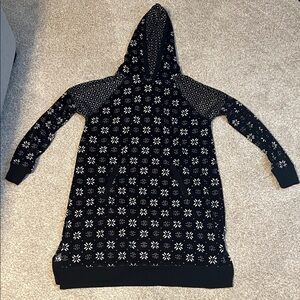 Simply Vera Vera Wang Black and White Geometric Hoodie Tunic Dress